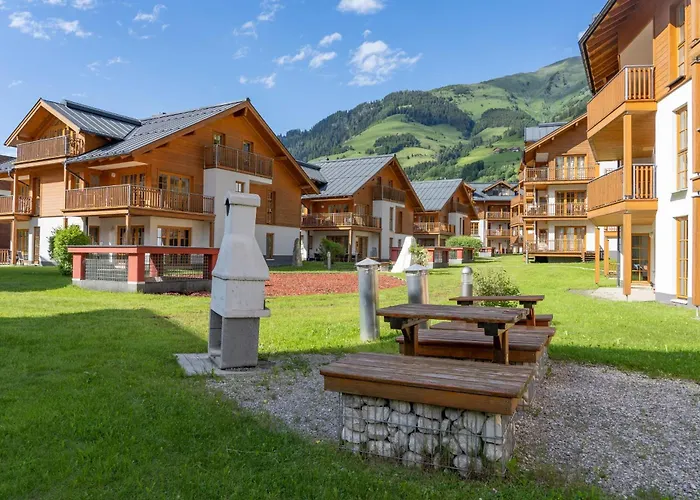 Christina 6 By Smr Close To The Gondola *